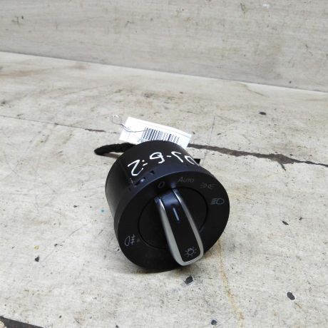 blok-upravleniia-svetom-volkswagen-jetta-vi-art-105263-big-3