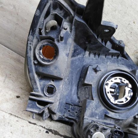fara-peredniaia-levaia-mazda-bt-50-i-art-112589-big-6