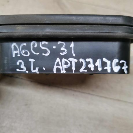 deflektor-kuzova-pod-zadnii-bamper-audi-a6-c5-art-112805-big-7