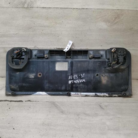 fonar-zadnii-audi-a6-c5-defekt-sedan-art-112809-big-2