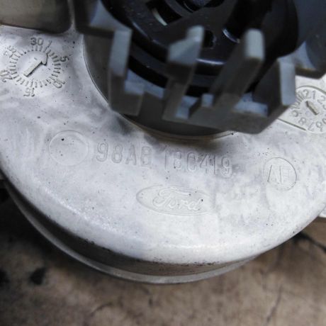blok-upravleniia-peckoi-ford-focus-1-art-111235-big-6