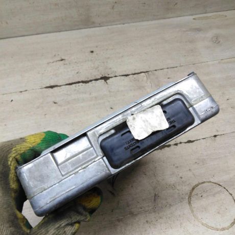 blok-upravleniia-dvigatelem-ford-galaxy-art-100278-big-1