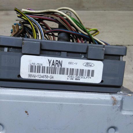blok-upravleniia-dvigatelem-ford-galaxy-art-100278-big-2