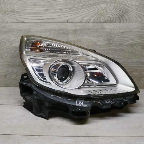 fara-peredniaia-pravaia-renault-scenic-2-restailing-art-113199-big-0