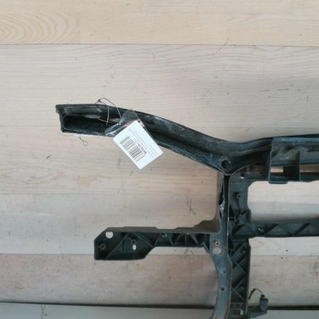 peredniaia-panel-televizor-volkswagen-jetta-5-volkswagen-golf-5-art-113203-big-6