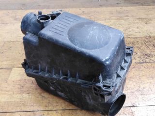 korpus-vozdusnogo-filtra-toyota-corolla-ix-e120-e130-rest-xetcbek-art-37983