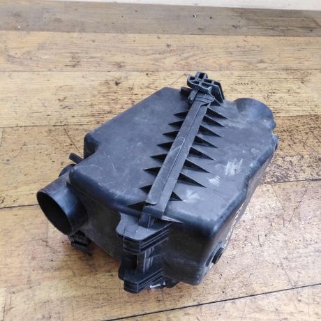 korpus-vozdusnogo-filtra-toyota-corolla-ix-e120-e130-rest-xetcbek-art-37983-big-3