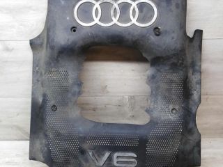 dekorativnaia-kryska-dvigatelia-audi-a6-c5-28i-art-43995