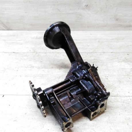nasos-maslianyi-dvigatelia-14i-e7j-renault-megane-1-do-rest-art-44011-big-0