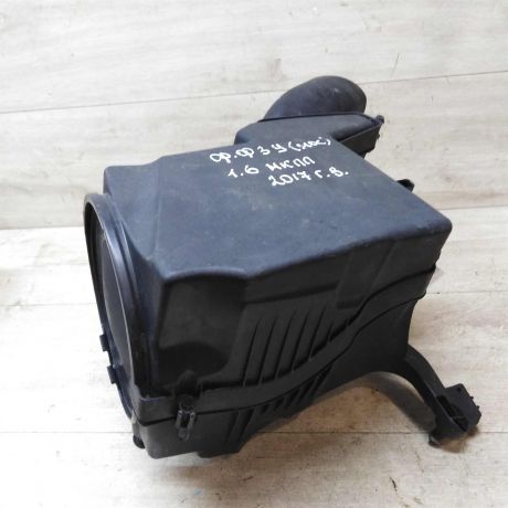 korpus-vozdusnogo-filtra-rasxodomer-ford-focus-3-rest-17gv16i-iqdc-art-44386-big-1