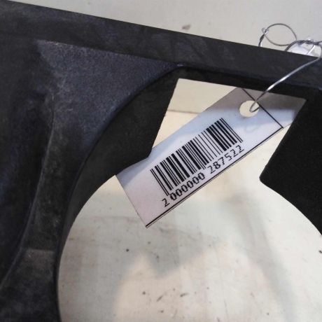 dekorativnaia-kryska-dvigatelia-nakladka-mercedes-w220-art-44862-big-2