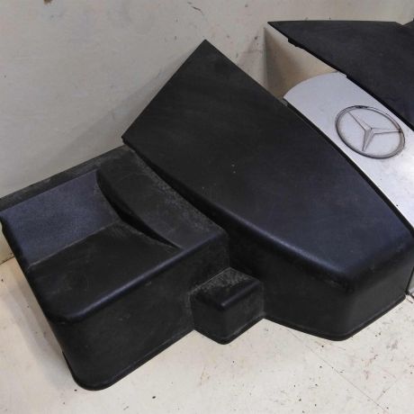 dekorativnaia-kryska-dvigatelia-nakladka-mercedes-w220-art-44862-big-4