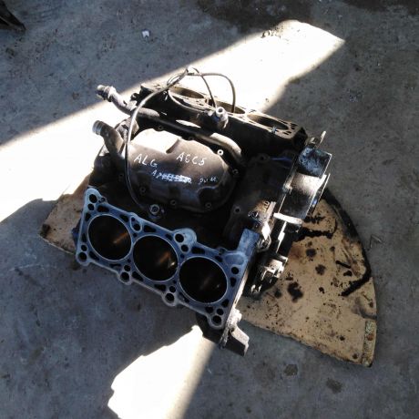blok-dvigatelia-24i-alg-audi-a6-c5-art-46824-big-0