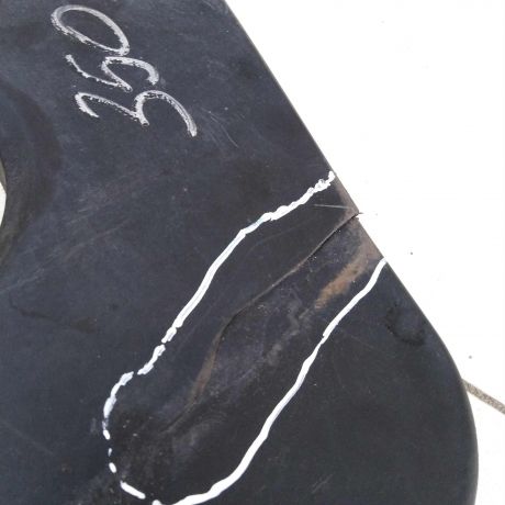 dekorativnaia-kryska-dvigatelia-nakladki-skoda-octavia-tour-18-agn-art-58591-big-2