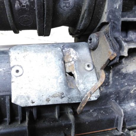 korpus-vozdusnogo-filtra-renault-kangoo-i-do-rest-art-59656-big-6