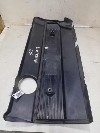 dekorativnaia-nakladka-kryska-dvigatelia-bmw-e46-kupe-do-rest-20i-art-60334-big-2