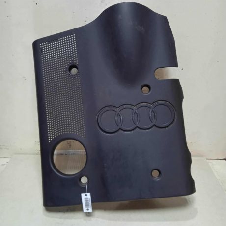 dekorativnaia-kryska-dvigatelia-audi-a4-b5-16i-ana-art-63904-big-0
