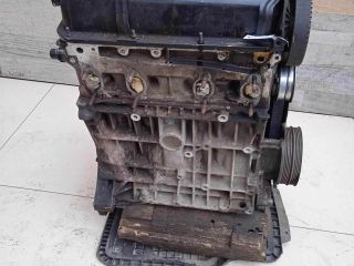 dvigatel-audi-a4-b5-16i-aha-art-63988