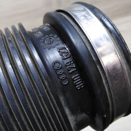 gofra-vozduxovoda-audi-a6-c5-28i-ack-art-65098-big-3
