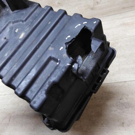 korpus-vozdusnogo-filtra-20-ford-focus-1-art-66549-big-1