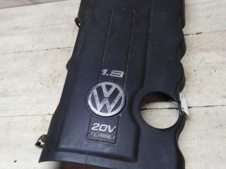 dekorativnaia-kryska-dvigatelia-nakladka-volkswagen-passat-b5-18t-aeb-art-66645