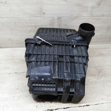 korpus-vozdusnogo-filtra-peugeot-307-16i-do-rest-art-72014-big-1
