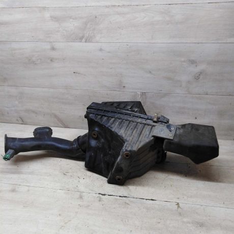 korpus-vozdusnogo-filtra-18-nissan-primera-p11-art-72858-big-1