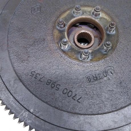 maxovik-14i-16i-renault-logan-1-art-73503-big-3