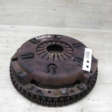 maxovik-lada-largus-renault-logan-i-art-76232-big-0