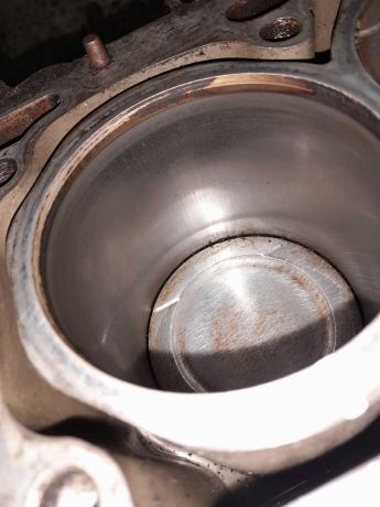 blok-dvigatelia-16i-alz-audi-a4-b6-art-82807-big-4