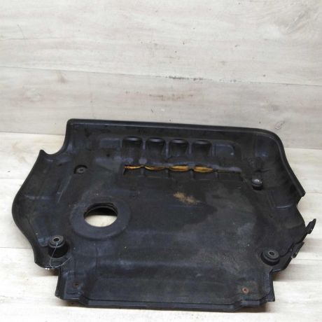 dekorativnaia-kryska-dvigatelia-nakladka-hyundai-sonata-4-ef-art-83246-big-1