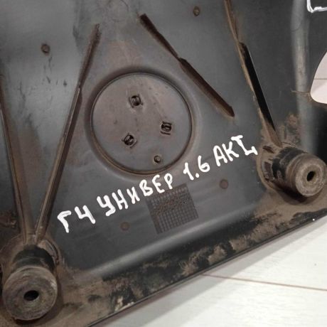 dekorativnaia-kryska-dvigatelia-16-akl-volkswagen-golf-4-volkswagen-bora-skoda-octavia-tour-art-84238-big-4