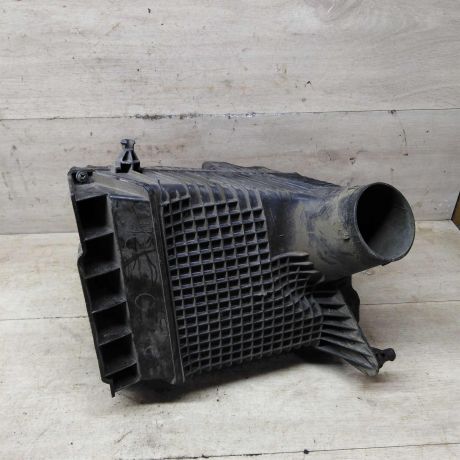 korpus-vozdusnogo-filtra-renault-megane-ii-art-84847-big-1