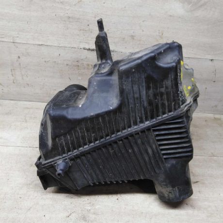 korpus-vozdusnogo-filtra-renault-megane-ii-art-84847-big-6