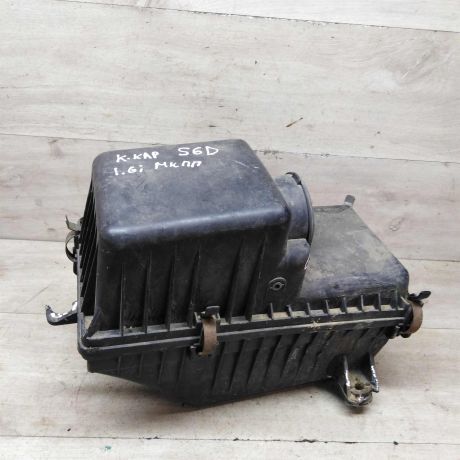 korpus-vozdusnogo-filtra-defekt-kia-carens-i-rs-art-86778-big-0