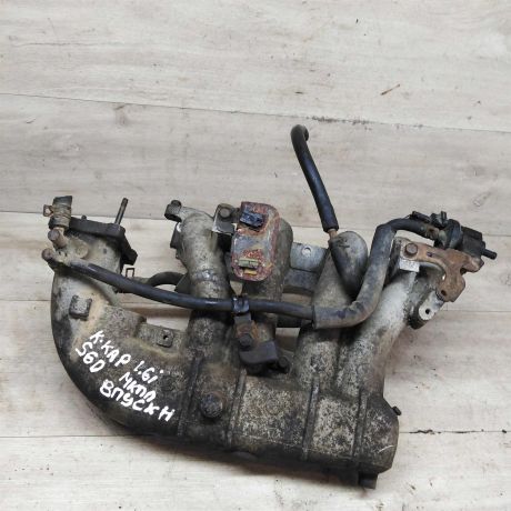 kollektor-vpusknoi-kia-carens-i-rs-art-86779-big-3