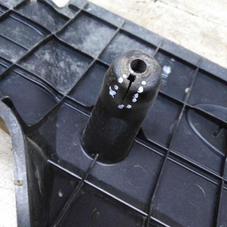 dekorativnaia-kryska-dvigatelia-nakladka-kia-rio-ii-art-87728-big-3