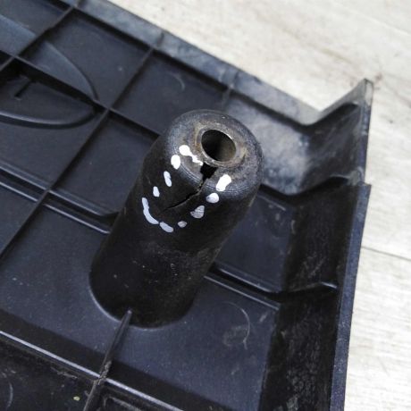 dekorativnaia-kryska-dvigatelia-nakladka-kia-rio-ii-art-87728-big-5