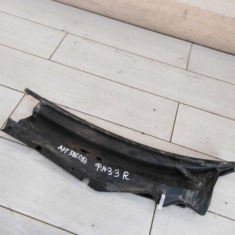 dekorativnaia-nakladka-pravaia-zabo-dozdevik-vodootvodiashhii-shhitok-ford-mondeo-3-art-89687-big-1