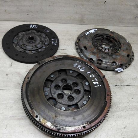 maxovik-dvuxmassovyi-volkswagen-golf-v-20-tdi-bkd-art-90007-big-0