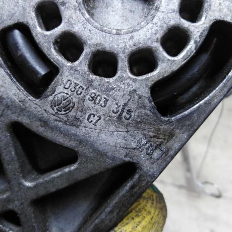 natiazitel-remnia-generatora-volkswagen-passat-b6-20-tdi-bmr-art-90283-big-1