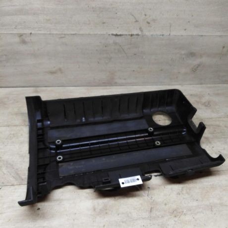 dekorativnaia-kryska-dvigatelia-nakladka-daewoo-nexia-art-93505-big-1