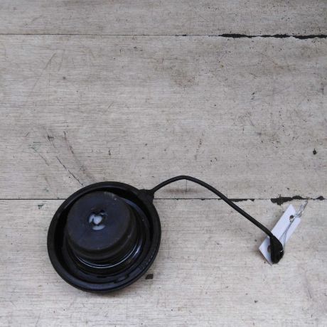 probka-toplivnogo-baka-kryska-opel-astra-h-art-95286-big-2