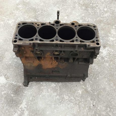 blok-dvigatelia-20i-abt-audi-100-c4-audi-80-b4-pod-rastocku-art-96002-big-9