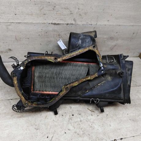 korpus-vozdusnogo-filtra-audi-80-b4-audi-100-c4-art-96855-big-1