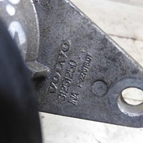 natiazitel-remnia-generatora-volvo-s80-art-97843-big-4