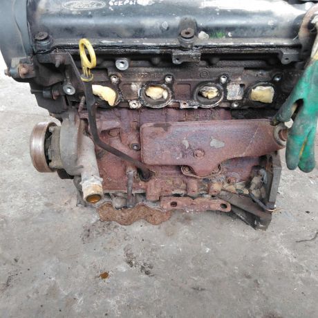 dvigatel-18i-eydc-ford-focus-i-art-100132-big-3