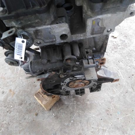 dvigatel-16i-peugeot-307-citroen-c4-art-100175-big-1