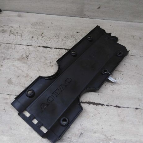 dekorativnaia-kryska-dvigatelia-nakladka-24i-volvo-s80-art-100820-big-2