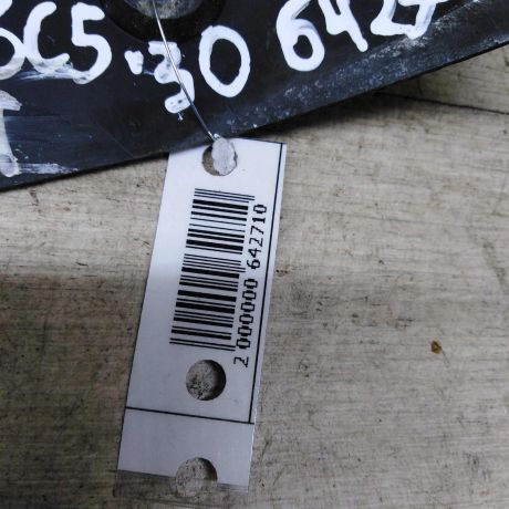 dekorativnaia-kryska-dvigatelia-audi-a6-c5-art-101359-big-4